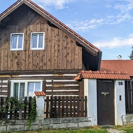 Chalupa U Rybnika Strehom Dolní Bousov Zewnętrze zdjęcie